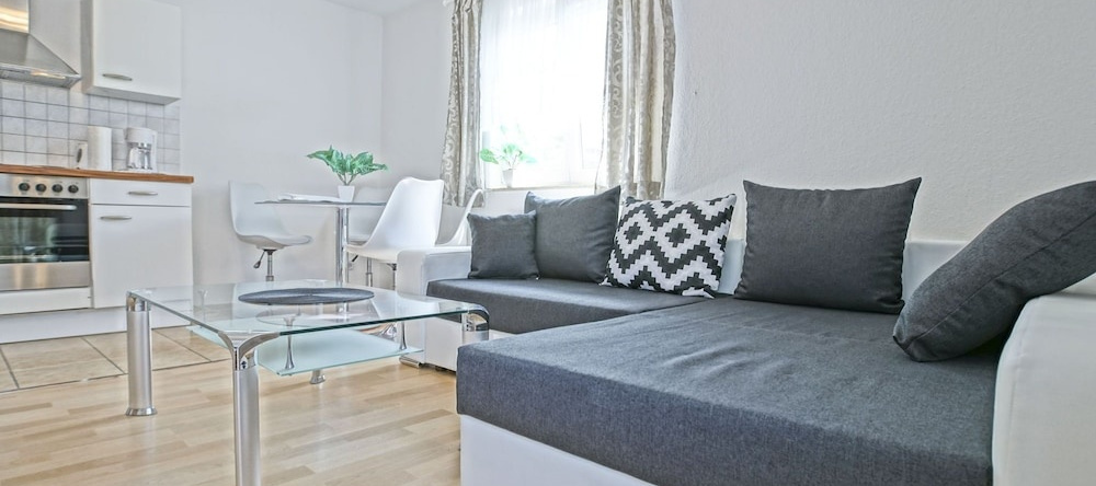 Captivating Holiday Home In Mönkebude With Garden, Монкебуде — фото 1