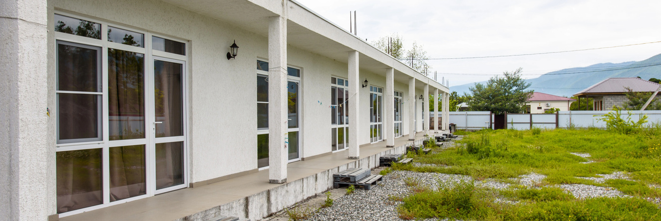 Bagrat Mini Hotel, Alakhadzi — photo 1