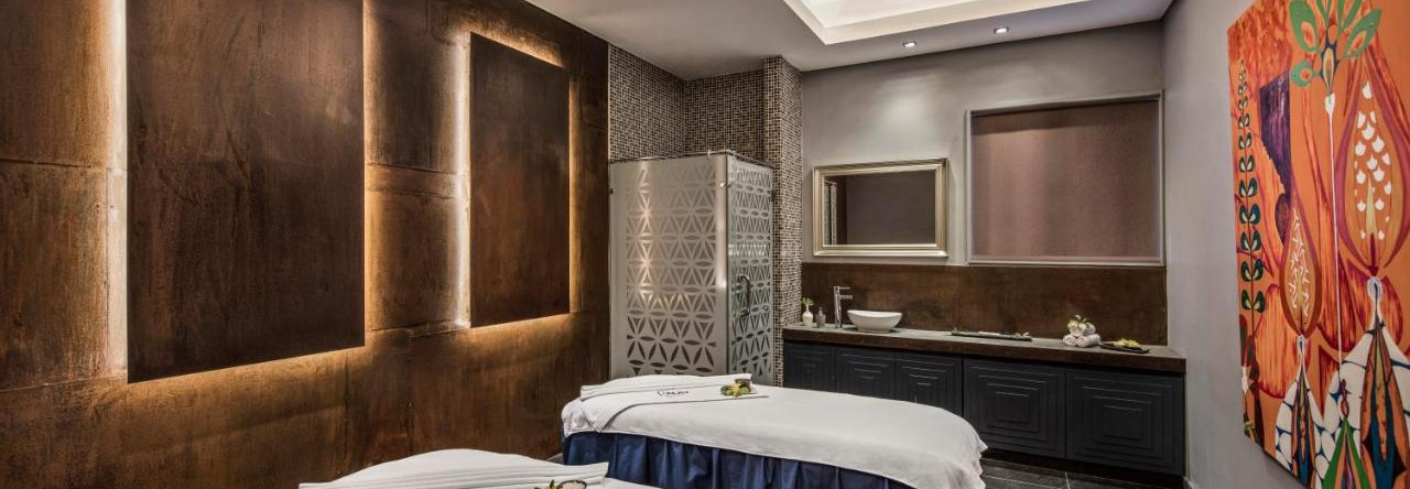 Hennessy Park Hotel, 埃本 — 照片 1