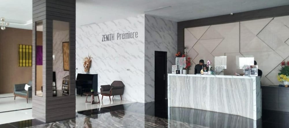Zenith Premiere Hotel Baubau, Баубау — фото 1