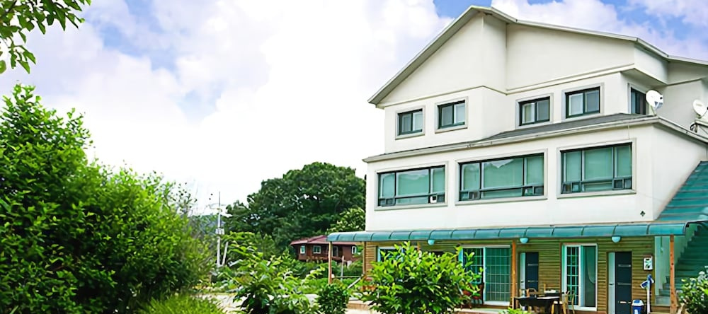 Yangpyeong Clear Water Pension, Yangpyeong — photo 1