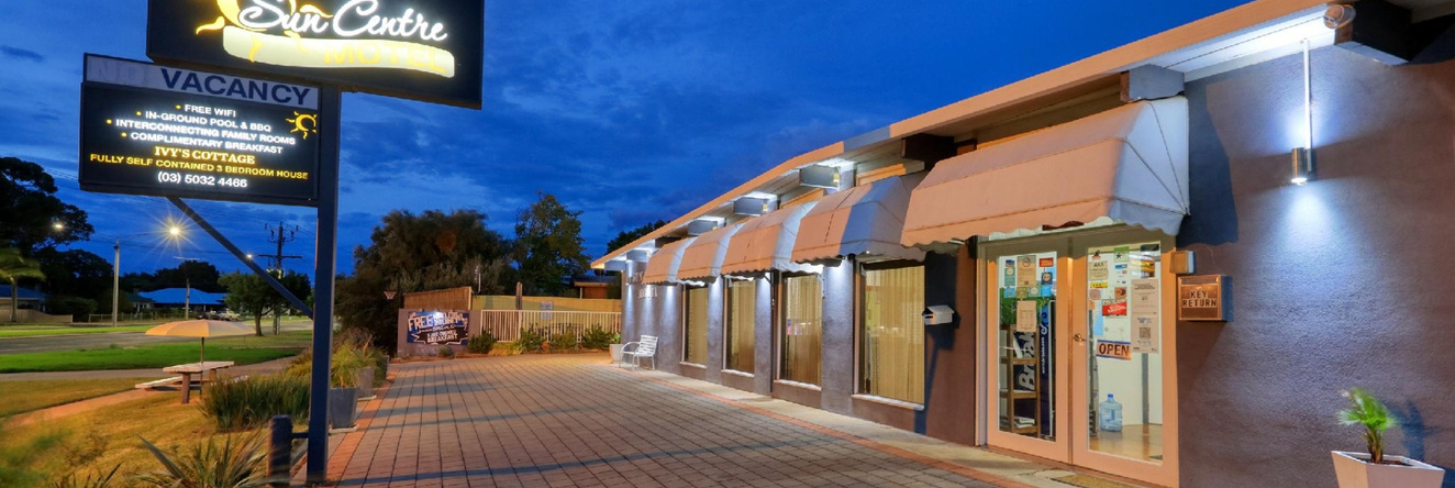 Sun Centre Motel, 斯旺希尔 — 照片 1