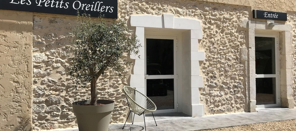 Hôtel Les Petits Oreillers, Saint-Martin-d'Ardeche — photo 1