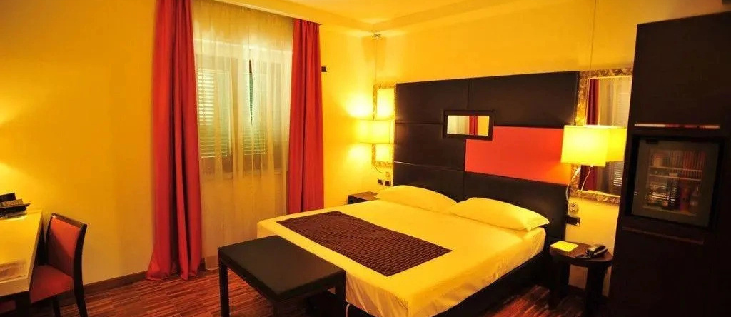 Hotel La Villa Excelsior, 巴斯蒂亚翁布拉 — 照片 1