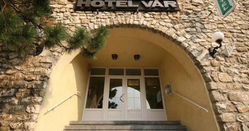 Hotel Vár Kft., Sumeg — photo 1
