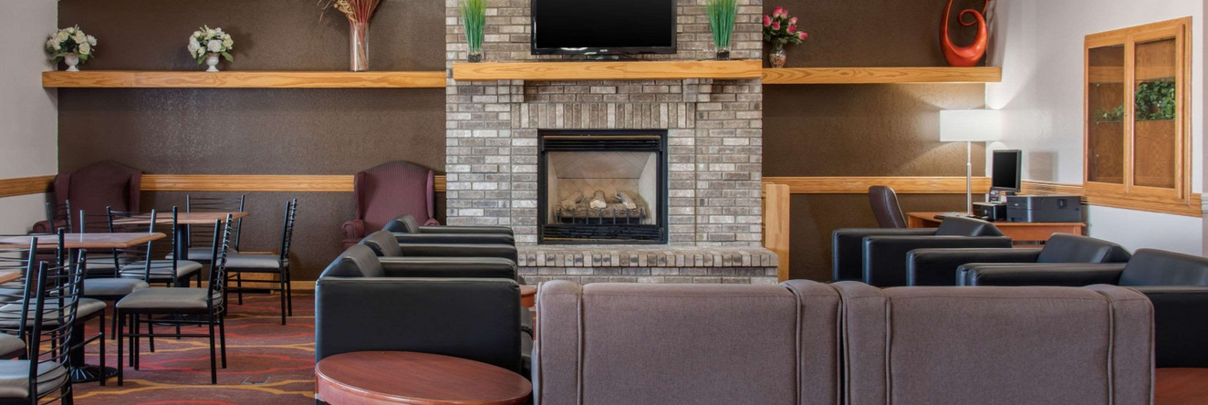 New Prague Inn & Suites, 新布拉格 — 照片 1