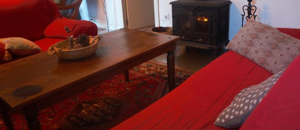Alba 2-bed Cottage - Sleeps 4 - Montseny Park, 阿尔布西耶斯 — 照片 1