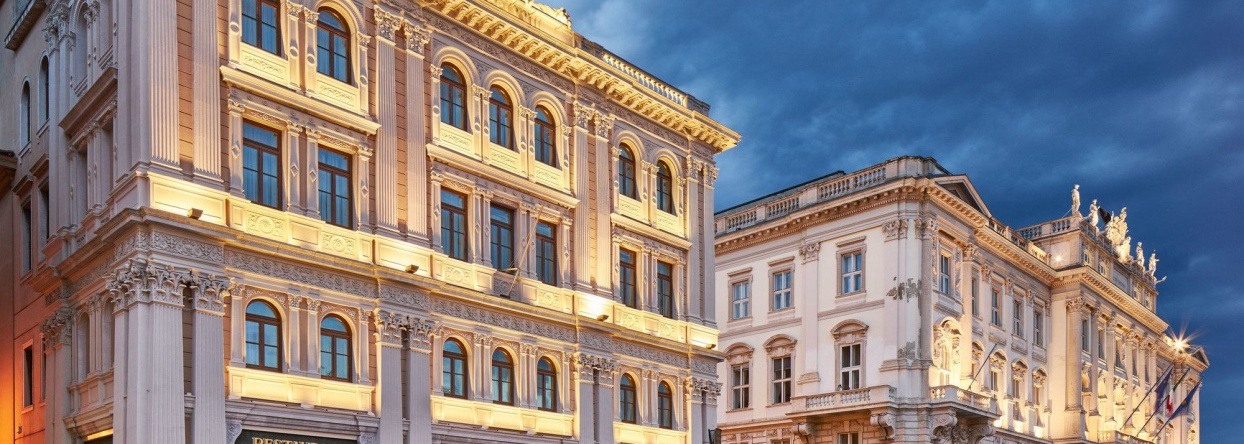 Grand Hotel Duchi d'Aosta, 的里雅斯特 — 照片 1