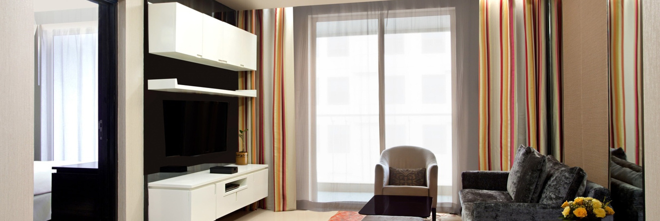DoubleTree Suites by Hilton Bengaluru Outer Ring Road, 班加罗尔 — 照片 1
