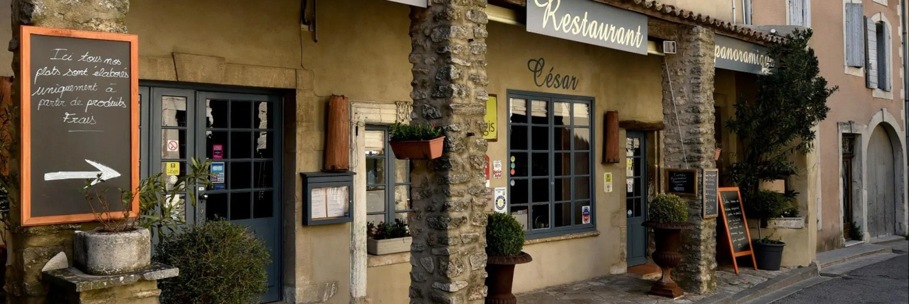 Hotel Restaurant Panoramique Cesar, Bonnieux — photo 1