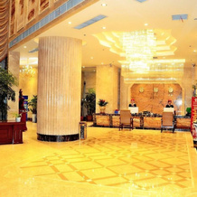 Huangguan Business Hotel, Синьян — фото 2