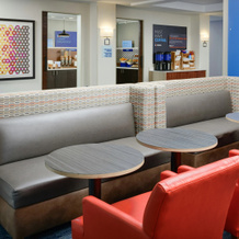 Holiday Inn Express Hotel & Suites Tullahoma by IHG, Tullahoma — photo 2
