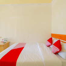 Hotel O Ratu Pantai, 佩拉布汉拉图 — 照片 3