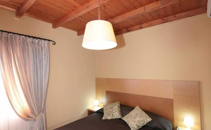 Villa Diana, Marche - intera struttura con piscina, 蒙巴罗乔 — 照片 1