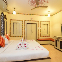 Chokhi Dhani Indore-The Ethnic Village Resort, Индаур — фото 4
