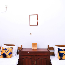 SPOT ON 2501 Rendy Putra Malingping, 马林平 — 照片 2