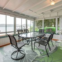 Dock & Rowboat: 'beechnut Bungalow' on Keuka Lake, Bluff Point — photo 4