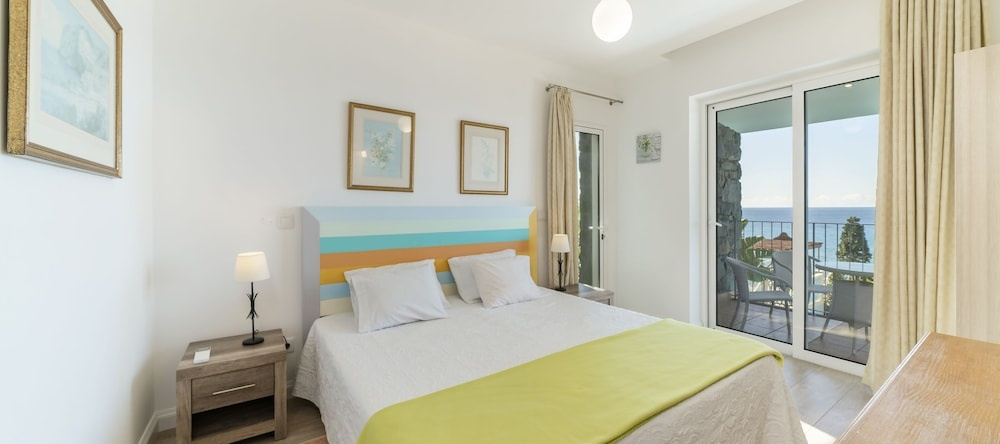 Villa do Mar III by Our Madeira, 阿尔库达卡列塔 — 照片 1