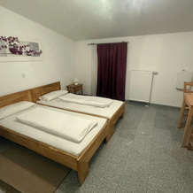 Attika Hotel, Хальстенбек — фото 2