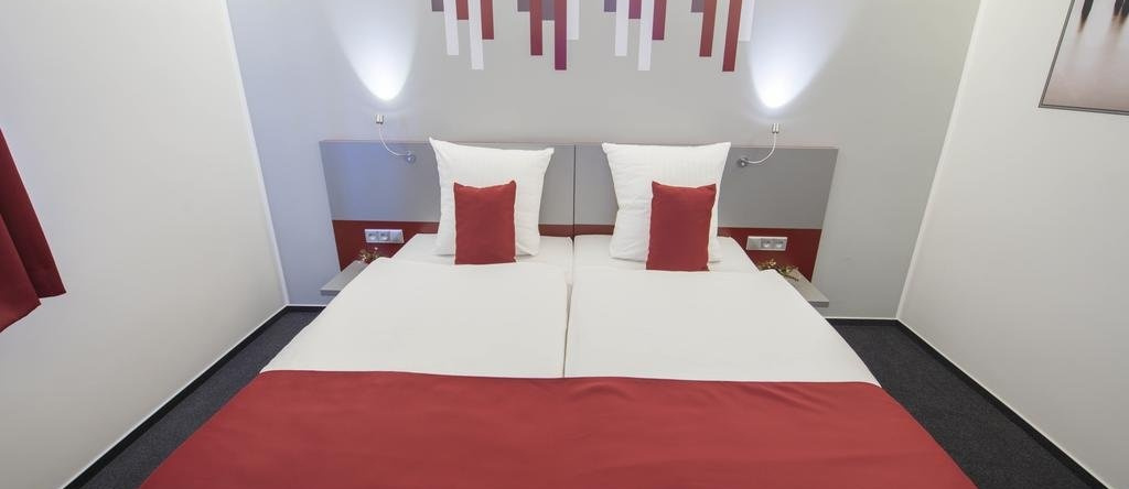 Hotel Villa EDEN, Jihlava — photo 1