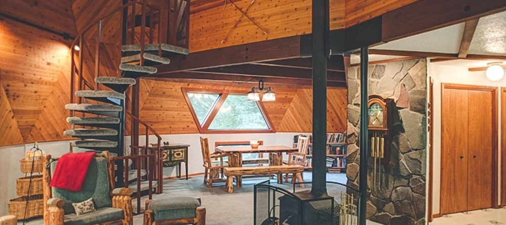 Cedar Creek Hideaway, Brightwood — photo 1