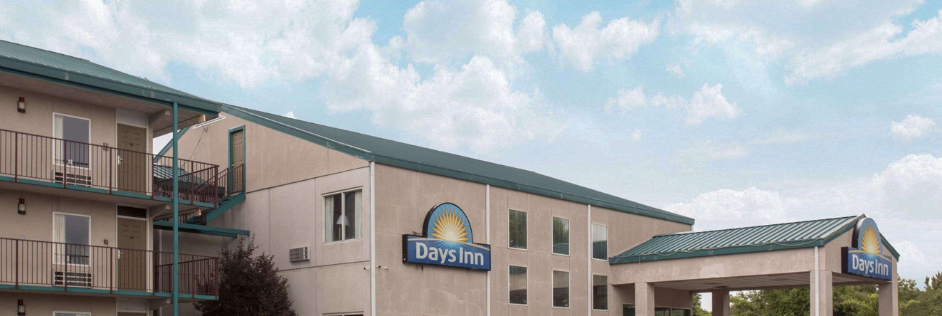 Days Inn by Wyndham Harrison, 加里森 — 照片 1
