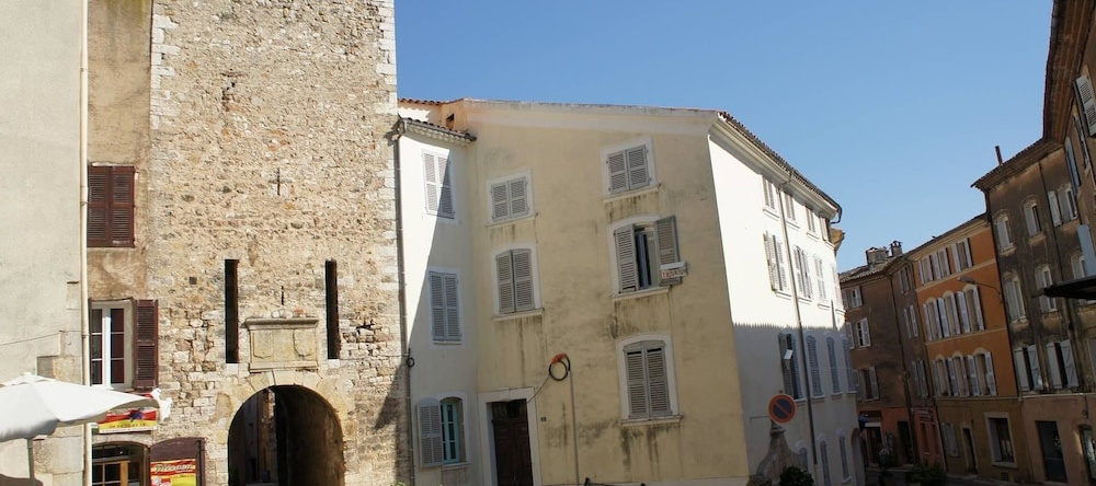 Lou Foc - Superbe piscine privée à Tourtour Gorge du Verdon Apartment, 图尔图尔 — 照片 1