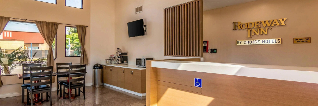 Rodeway Inn Artesia Cerritos, Артезиа — фото 1