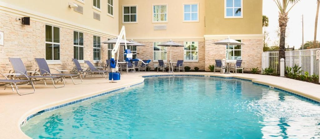 Staybridge Suites Vero Beach by IHG, Vero Beach South — photo 1