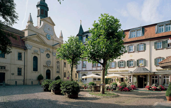 Romantik-Hotel und Restaurant Goldener Karpfen, Fulda — photo 1