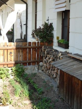 Gosciniec Dworski W Ropie, Nowy Sacz — photo 1