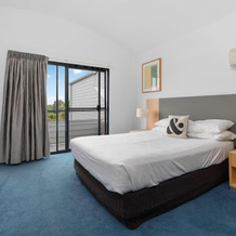 Corrigans Cove Apartment, Batehaven — photo 5