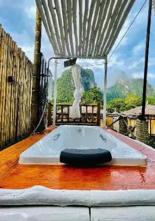 Bridge Hill Cafe Glamping, Фаном — фото 1