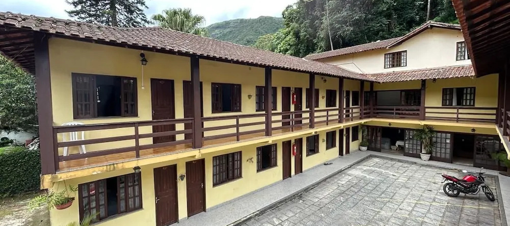 Oyo Hotel Recanto Do Alto, Teresópolis, Терезополис — фото 1
