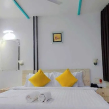 Hotel Relish Gujrat, Нахатрана — фото 2