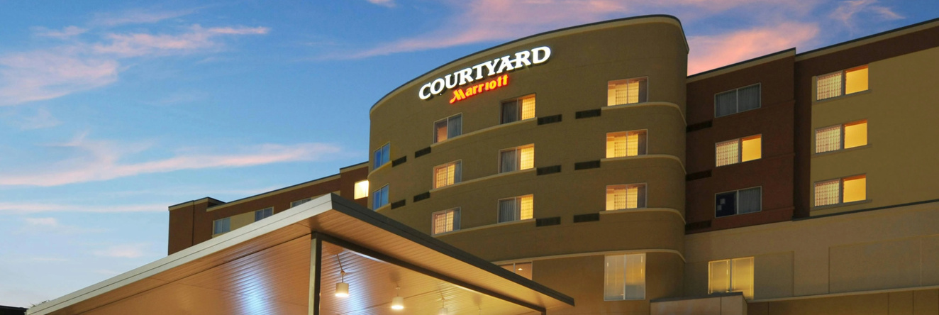 Courtyard by Marriott Houston Pearland, 皮尔兰 — 照片 1