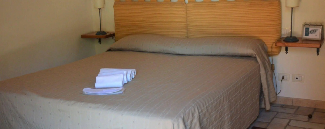 Antico Borgo Etneo Country Hotel, 卡拉塔比亚诺 — 照片 1