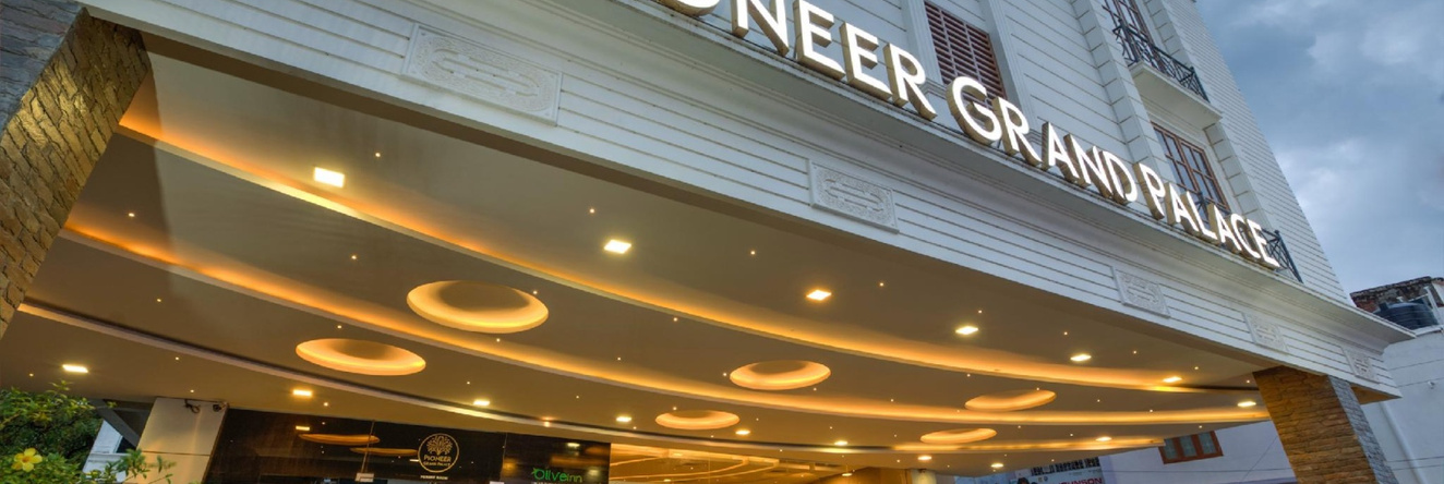 Hotel Pioneer Grand Palace, 纳盖科伊尔 — 照片 1