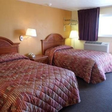 Camelot Inn Elyria, Элирия — фото 2