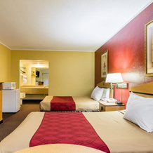 Econo Lodge Topeka, Топека — фото 3