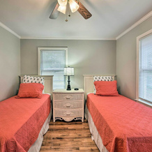Beaufort Home W/porch, 4 Mi. From Downtown!, 博福特 — 照片 5