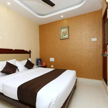 RB Grand Residency by OYO Rooms, Arakkonam — photo 3