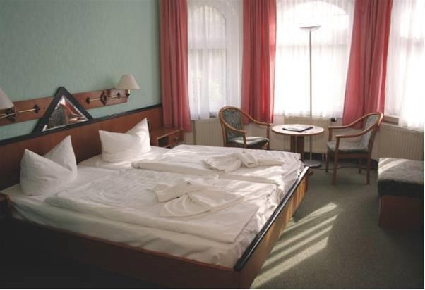 Hotel Heidekrug, Wustrow — photo 1