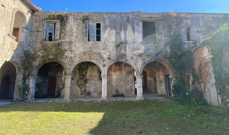 - The Artist Village, Torchiati — photo 1