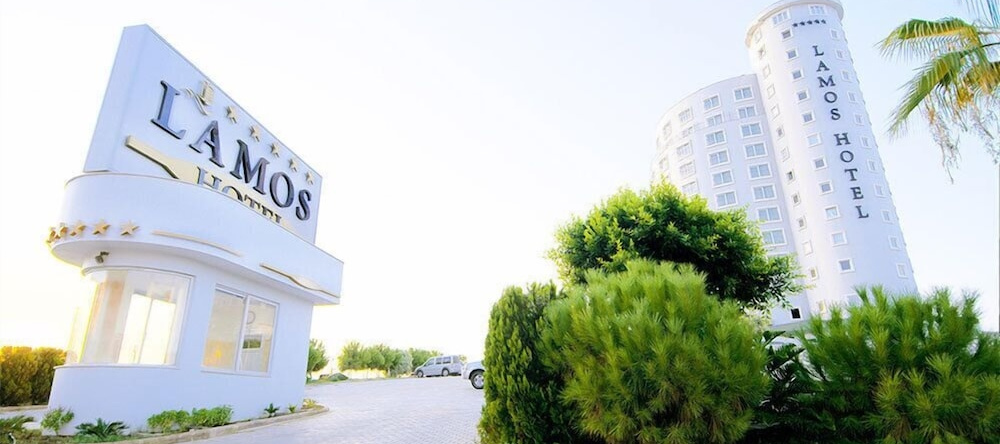 Lamos Hotel, 埃尔代姆利 — 照片 1
