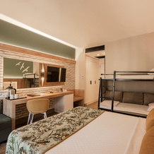 Sailor's Beach Club Hotel, 基里什 — 照片 3