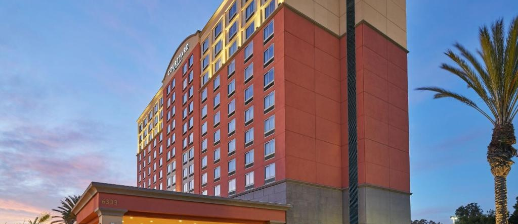 Courtyard by Marriott Culver City Los Angeles, 卡尔弗城 — 照片 1