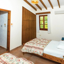 Stunning Home in Miliou Paphos With 3 Bedrooms, Sauna and Outdoor Swimming Pool, 米利厄 — 照片 4
