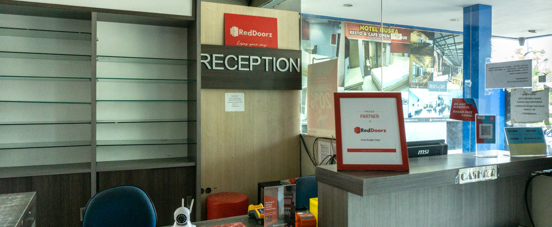 RedDoorz @ Lingkar Luar Street Maumere, 毛梅雷 — 照片 1