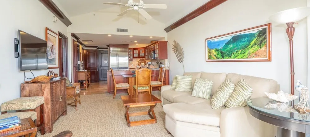 Waipouli Beach Resort E-406, Kapaa — photo 1